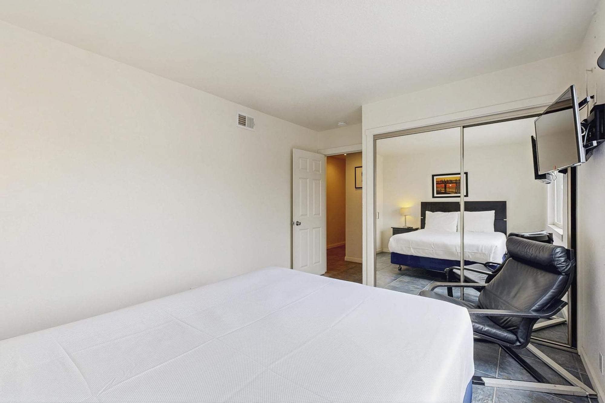 Upper Level Beach Retreat Νιούπορτ Μπιτς Εξωτερικό φωτογραφία